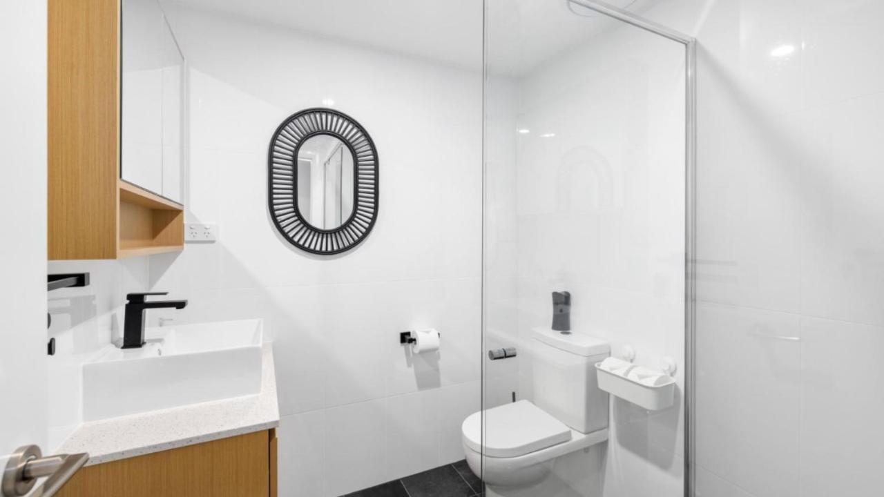 Apartment Stylish Unit With The Perks