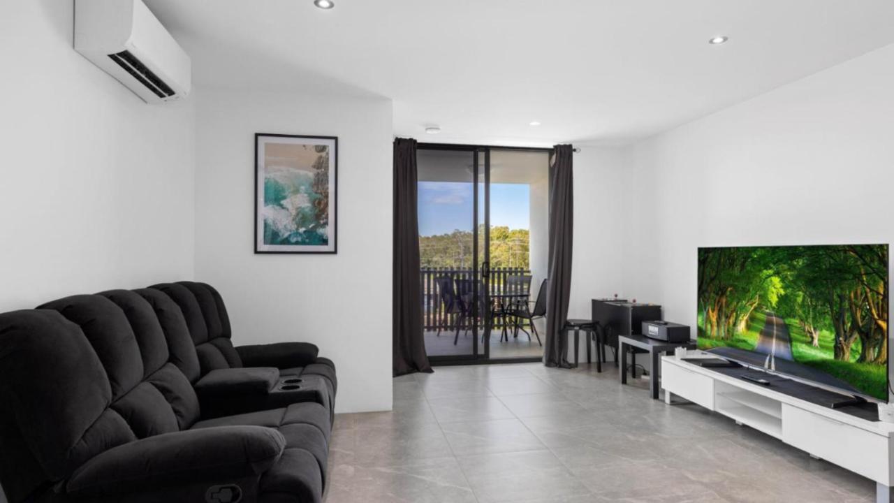 Apartment Stylish Unit With The Perks